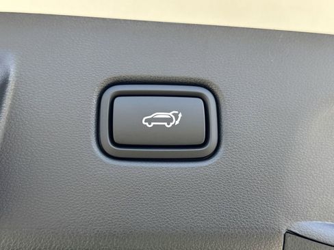 New 2025 Hyundai Tucson Limited image 19