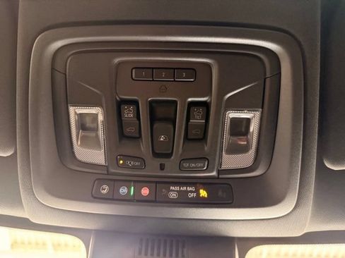 Used 2024 GMC Sierra 2500 AT4 w/ AT4 Premium Plus Package AWD/4WD image 51