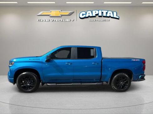 Used 2023 Chevrolet Silverado 1500 RST w/ Rally Edition AWD/4WD image 2