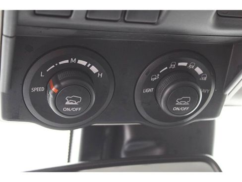 Used 2020 Toyota 4Runner TRD Off-Road Premium w/ Moonroof Package AWD/4WD image 37