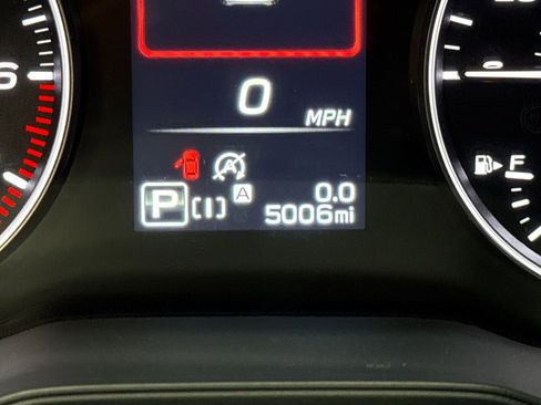 Used 2024 Subaru Crosstrek 2.5i Limited w/ Crosstrek Mirror Package image 19