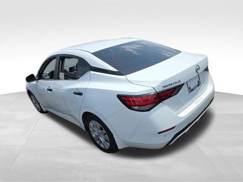 Used 2025 Nissan Sentra S FWD image 3