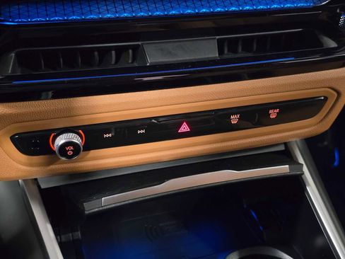 New 2025 BMW i4 xDrive40i w/ Premium Package image 15