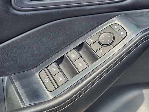 Used 2024 Nissan Rogue SV FWD image 16