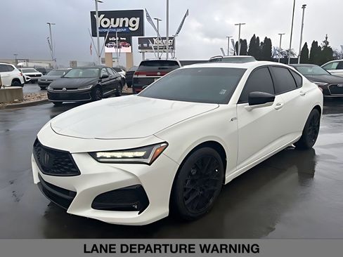 Used 2023 Acura TLX w/A-Spec Package image 7