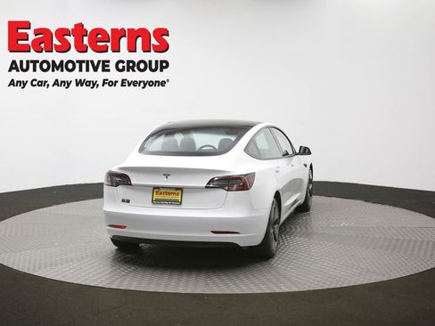 Used 2023 Tesla Model 3 Standard Range image 37