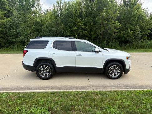 Used 2023 GMC Acadia SLT w/ Preferred Package AWD/4WD image 10