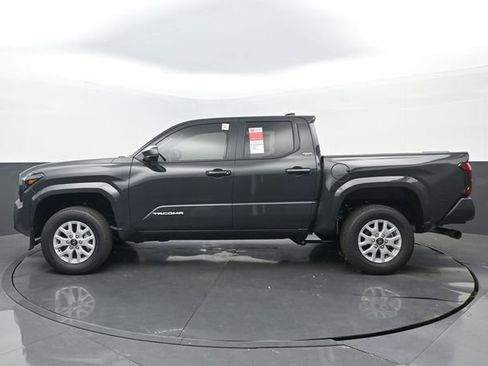 New 2026 Toyota Tacoma SR5 w/ SR5 Upgrade Package image 20