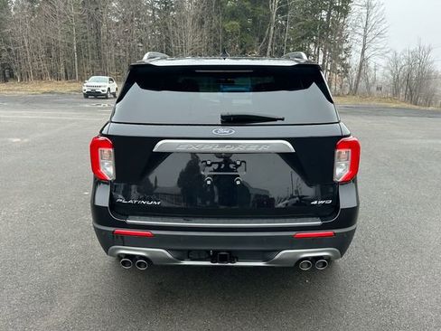 Used 2022 Ford Explorer Platinum w/ Equipment Group 601A AWD/4WD image 4