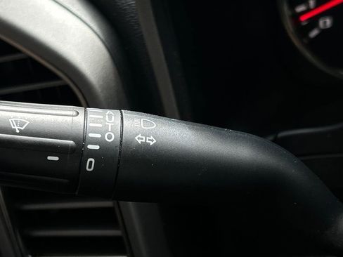 Used 2019 Ford F150 Raptor w/ Equipment Group 802A Luxury image 22