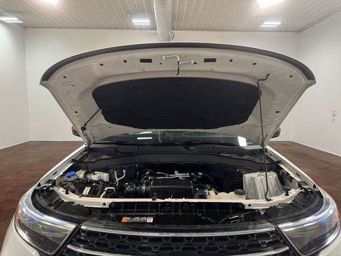 Used 2023 Ford Explorer XLT w/ Equipment Group 202A image 88