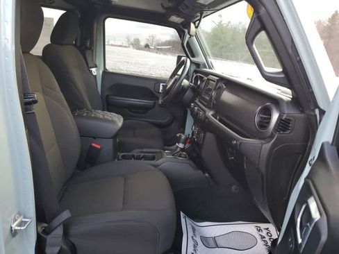 Used 2023 Jeep Gladiator Sport image 24
