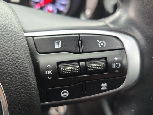 Used 2023 Kia K5 GT-Line image 17