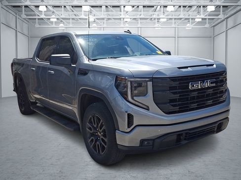 Used 2023 GMC Sierra 1500 Elevation w/ LPO, Elevation Black Package AWD/4WD image 3