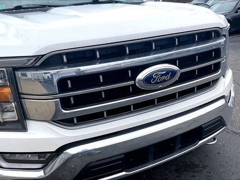 Used 2022 Ford F150 Lariat w/ Max Trailer Tow Package image 5