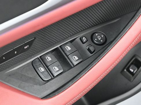 Used 2025 BMW i4 eDrive40 w/ M Sport Package image 8