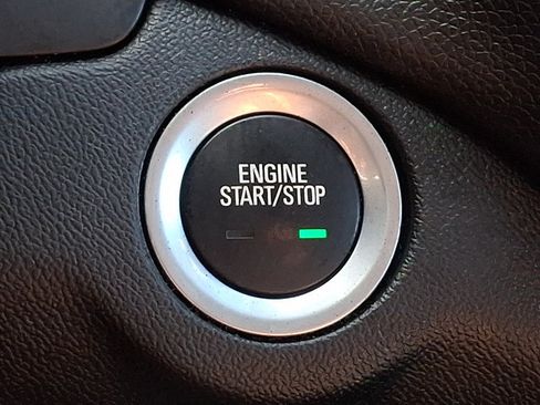 Used 2019 Chevrolet Equinox LT AWD/4WD image 22