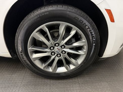 Used 2024 Buick Enclave Avenir w/ Avenir Technology Package image 14