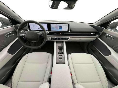 New 2025 Hyundai Ioniq 6 SEL RWD image 13
