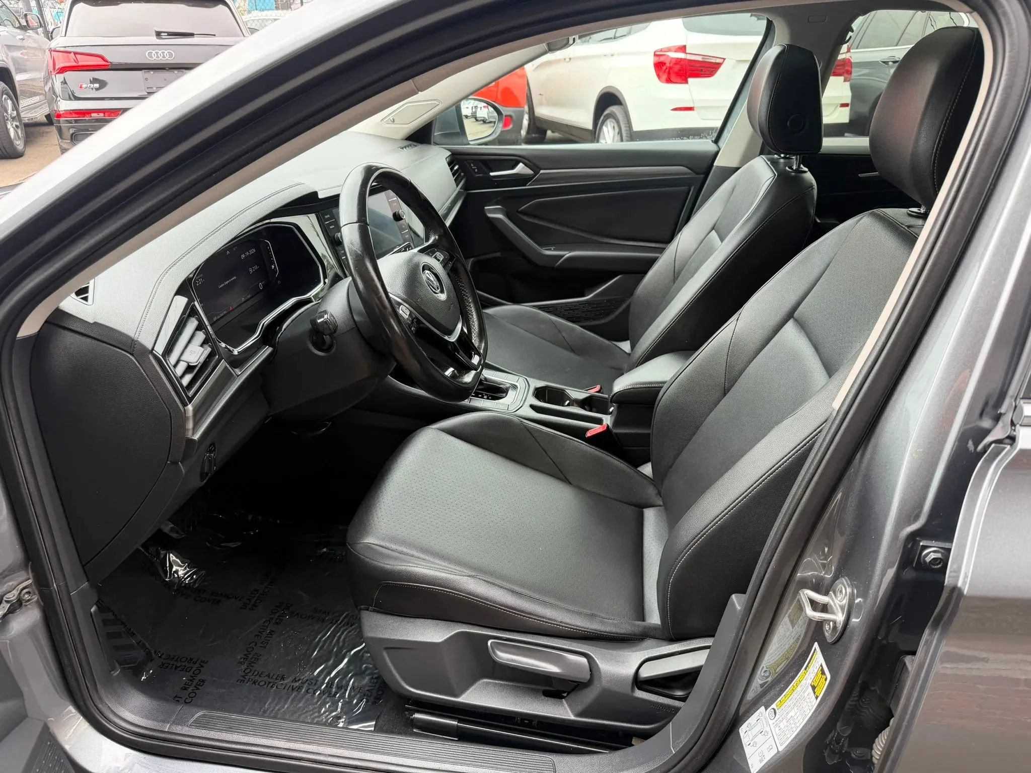 Used 2019 Volkswagen Jetta SEL FWD image 13
