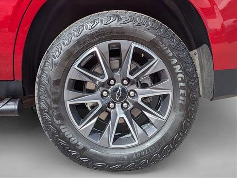 Used 2024 Chevrolet Tahoe Z71 w/ Off-Road Capability Package AWD/4WD image 25