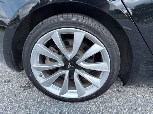 Used 2020 Tesla Model 3 Long Range AWD/4WD image 27