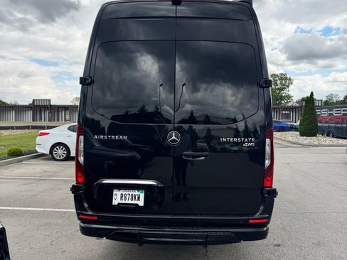 Used 2022 Mercedes-Benz Sprinter 3500 image 6