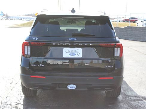 New 2026 Ford Explorer Active AWD/4WD image 7