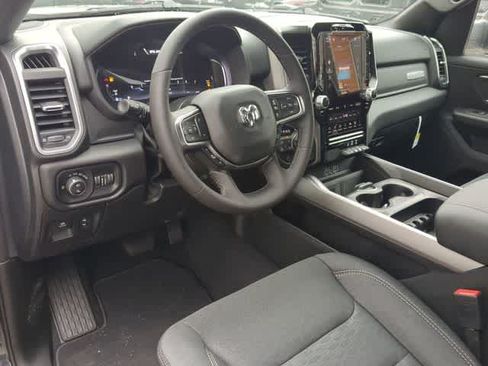 New 2026 RAM 1500 Big Horn AWD/4WD image 10