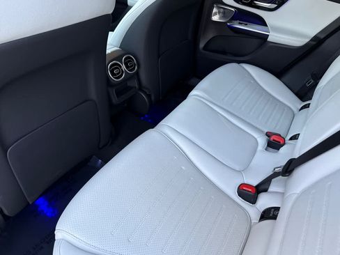 New 2026 Mercedes-Benz GLC 300 4MATIC image 11