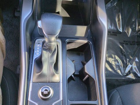 Used 2022 Kia Sorento LX FWD image 24