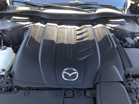 Certified 2025 MAZDA CX-90 3.3 Turbo w/ Preferred Package image 32