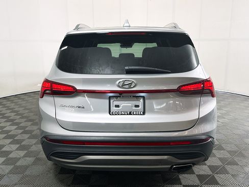 Used 2023 Hyundai Santa Fe SEL FWD image 4