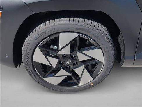 New 2026 Hyundai Kona Limited FWD image 10