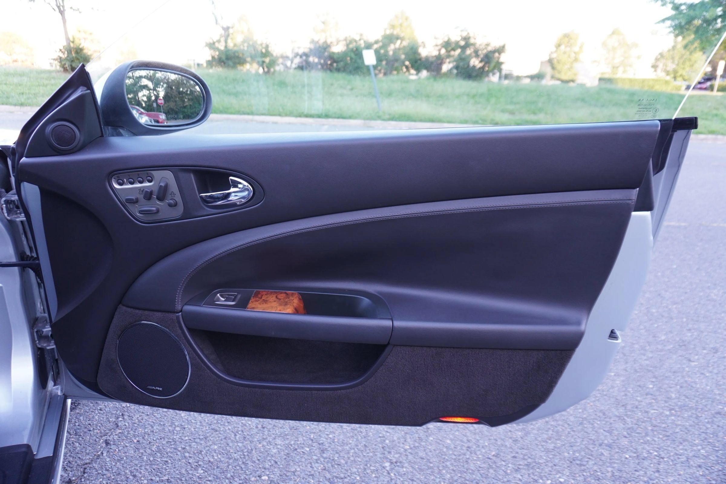 Used 2008 Jaguar XK Coupe RWD image 14