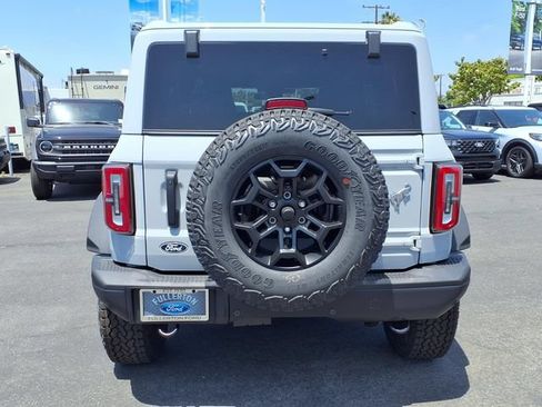 New 2026 Ford Bronco Badlands AWD/4WD image 3