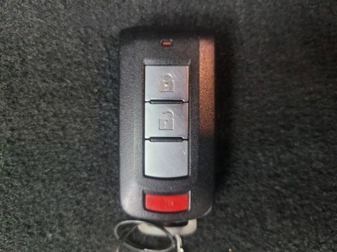 Used 2015 Mitsubishi Outlander Sport SE AWD/4WD image 32