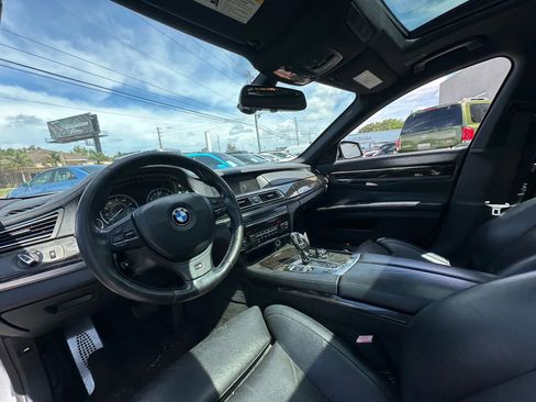 Used 2012 BMW 750Li RWD image 7