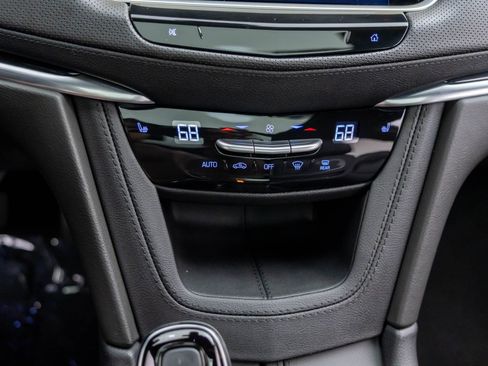 Certified 2025 Cadillac XT5 Premium Luxury w/ Technology Package AWD/4WD image 26