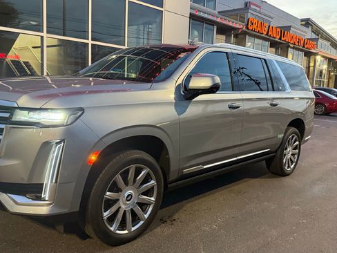 Used 2024 Cadillac Escalade ESV Premium Luxury Platinum w/ Heavy-Duty Trailer Package image 2