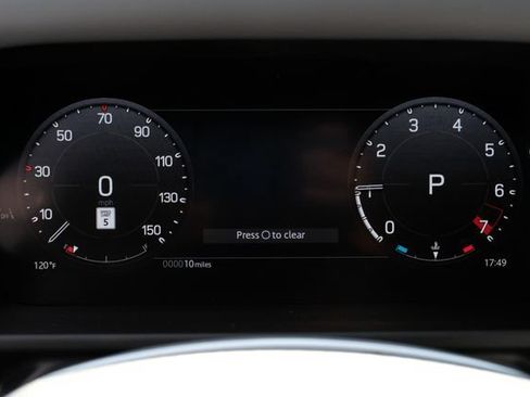 New 2026 Land Rover Defender 130 X-Dynamic SE AWD/4WD image 20
