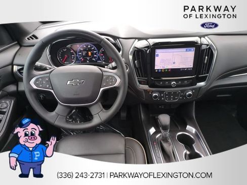 Used 2023 Chevrolet Traverse Premier w/ Redline Edition FWD image 31