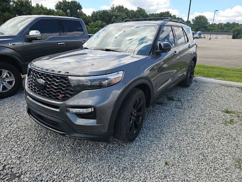 Used 2023 Ford Explorer ST w/ ST Street Pack AWD/4WD image 3