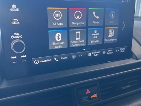 Used 2024 Honda Pilot Touring image 9