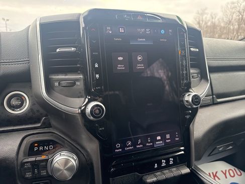 Used 2025 RAM 1500 Laramie image 26