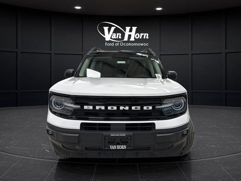 Used 2024 Ford Bronco Sport Outer Banks w/ Tech Package AWD/4WD image 2