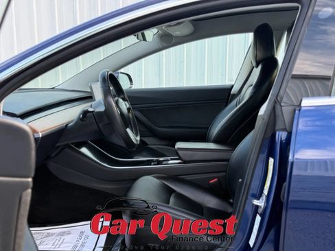 Used 2018 Tesla Model 3 Long Range AWD/4WD image 9