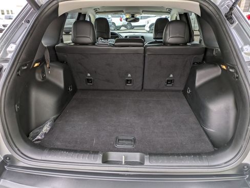 Used 2019 Jeep Cherokee Latitude Plus image 21