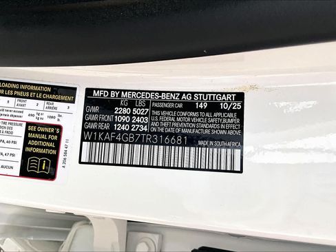 Used 2026 Mercedes-Benz C 300 Sedan image 37