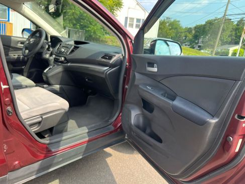 Used 2015 Honda CR-V LX image 18